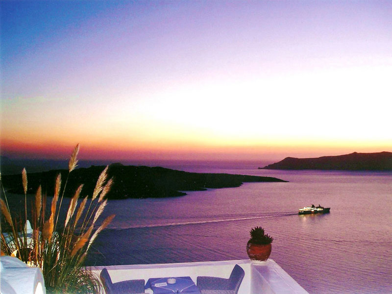 Sunset at Franco's Bar in Santorini